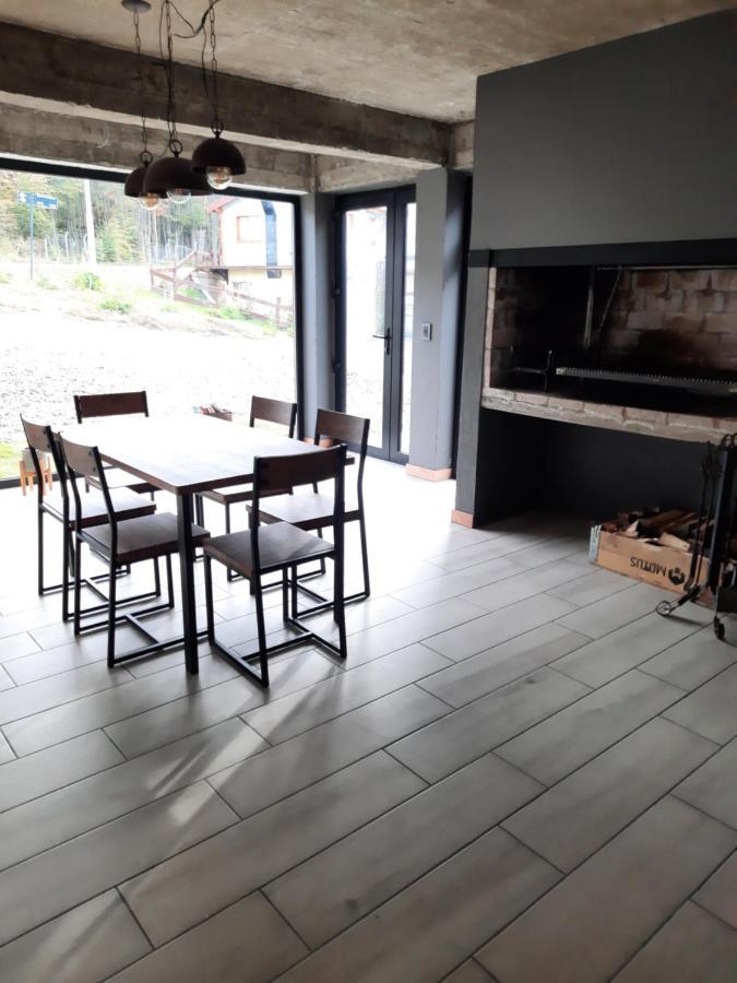 אושואיה Casa De Invitados Con Parrilla Y Horno A Lena מראה חיצוני תמונה